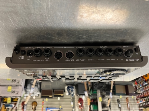 Store Special Product - Alesis - SR-18